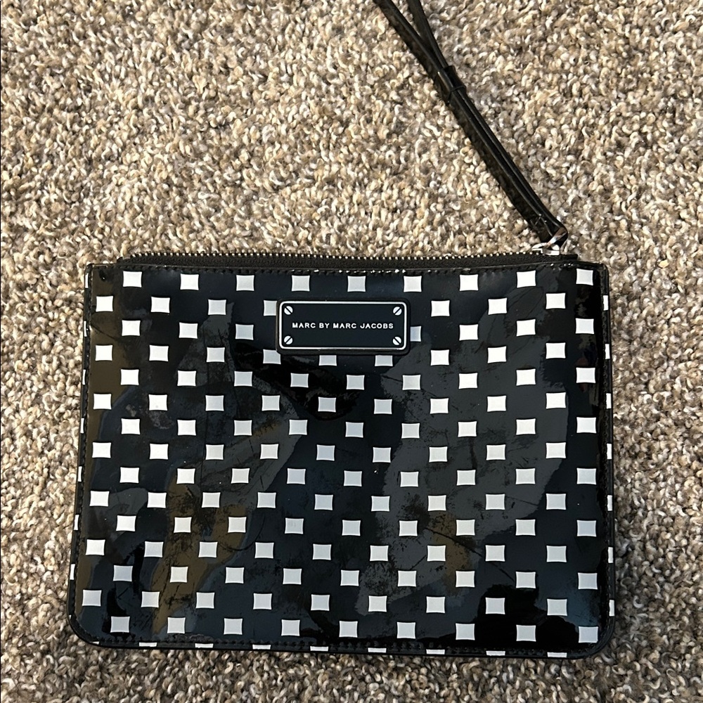 Marc by Marc Jacobs Geometric Black and White Wristlet